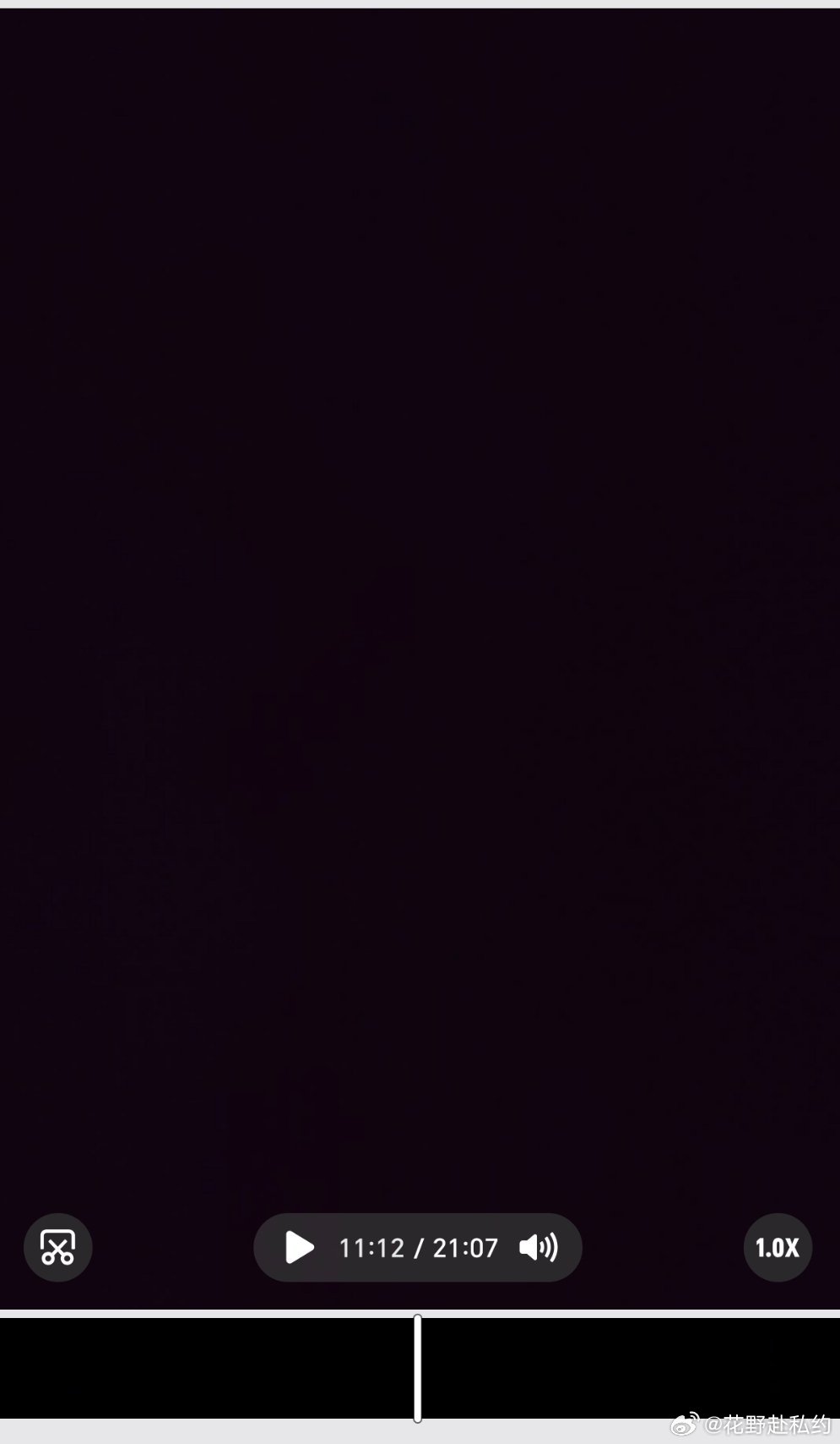 自己欣赏 开心快乐的自己。 ​​​