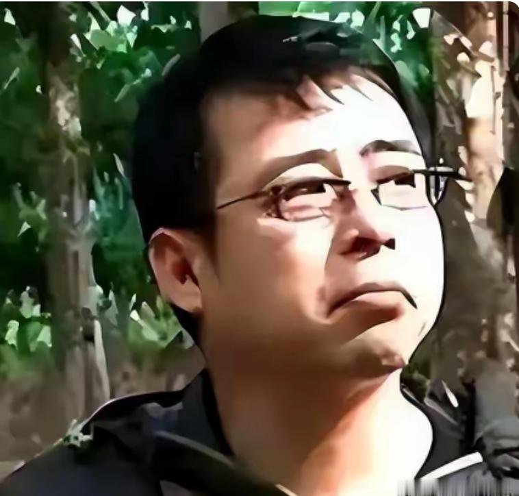 58岁阿丘近况曝光，住破旧屋子，身材发福，出轨离婚晚年生活凄凉
娱乐