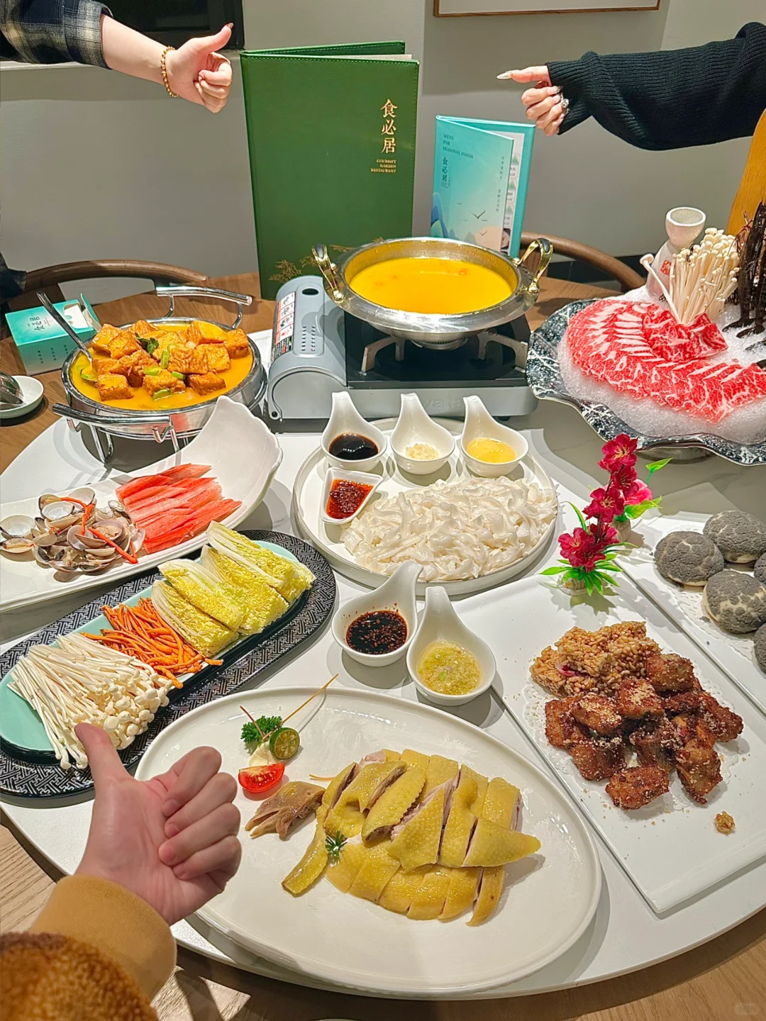 广州！！暴龙哥取景餐厅知名食府：食必居！！