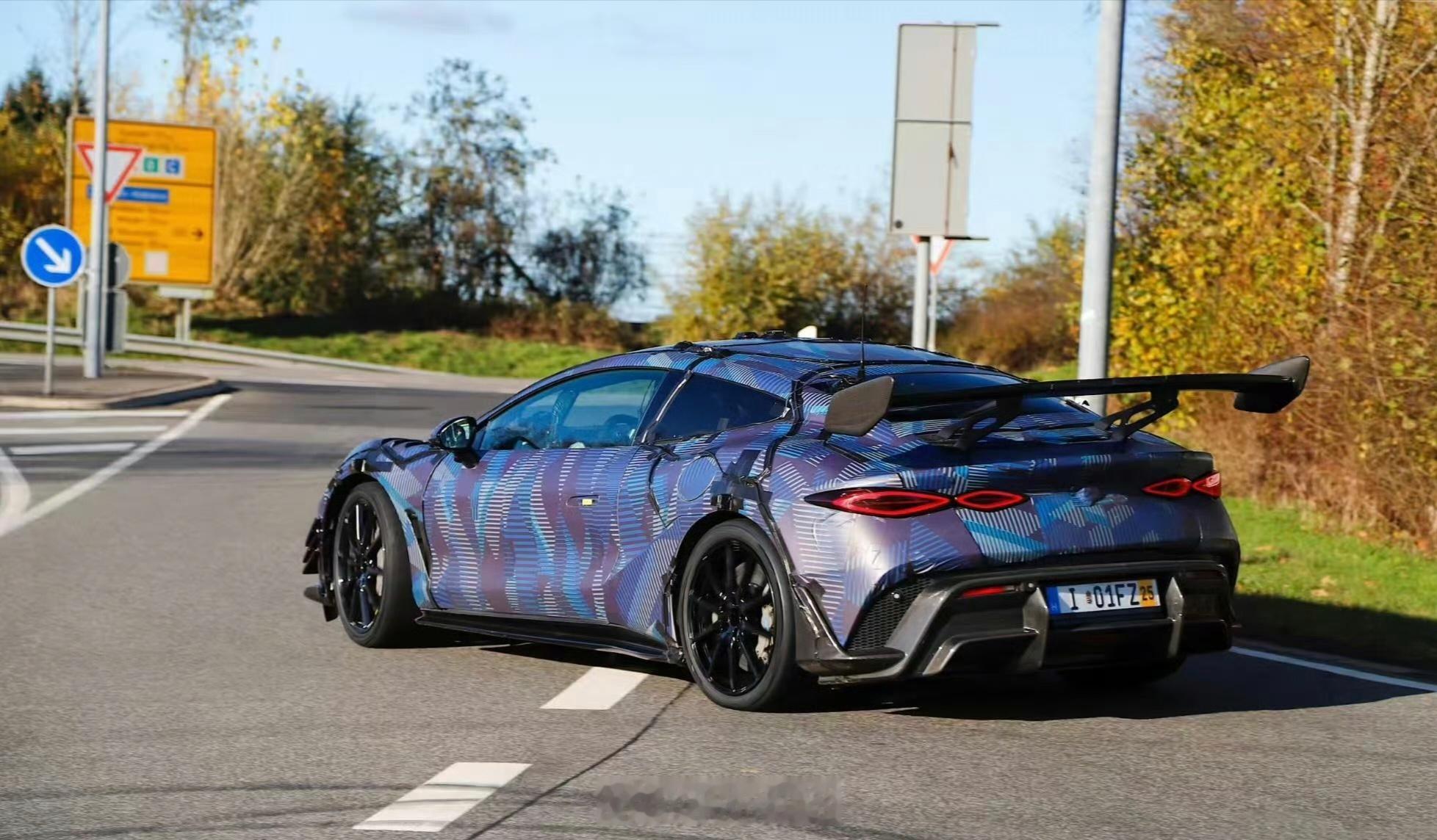 腾势Z纽北圈速成绩……准备好66.66万吧！