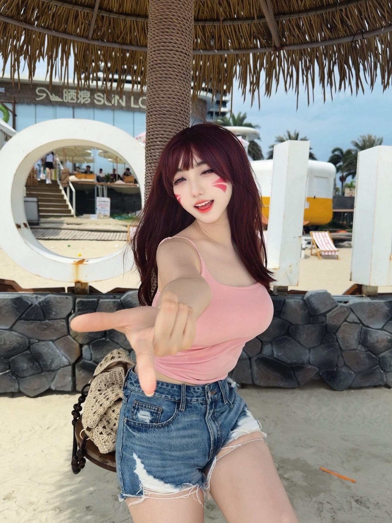 今年夏天和Dva一起去海边呀！