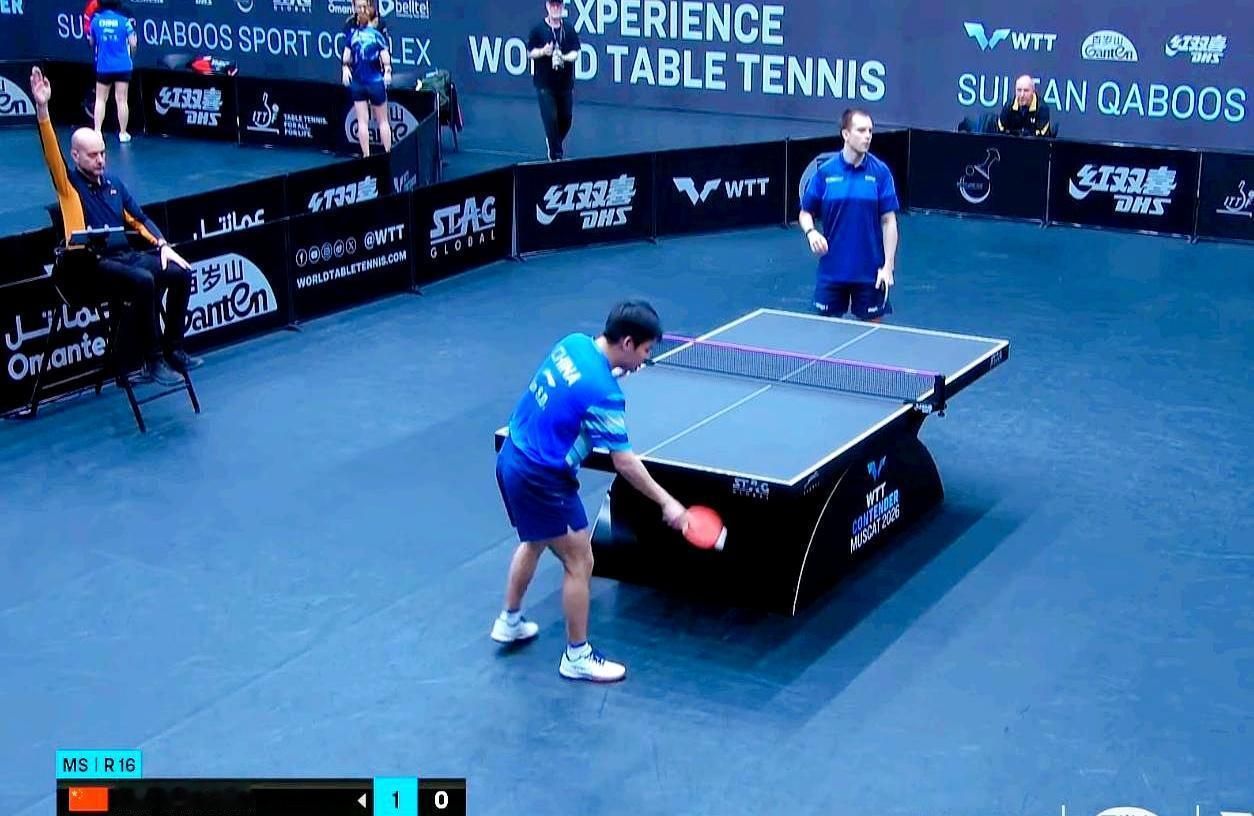 2-9落后，裁判连扣两分，林诗栋还能翻盘？
 
第三局他像断电，1-8那刻观众都