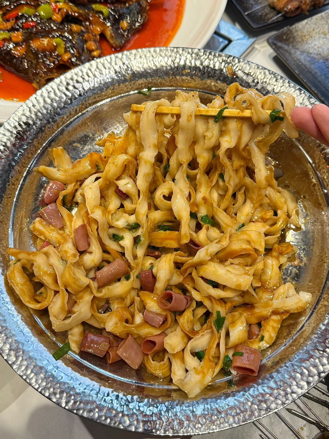 我是季宏达，我不同意大连人减肥。。