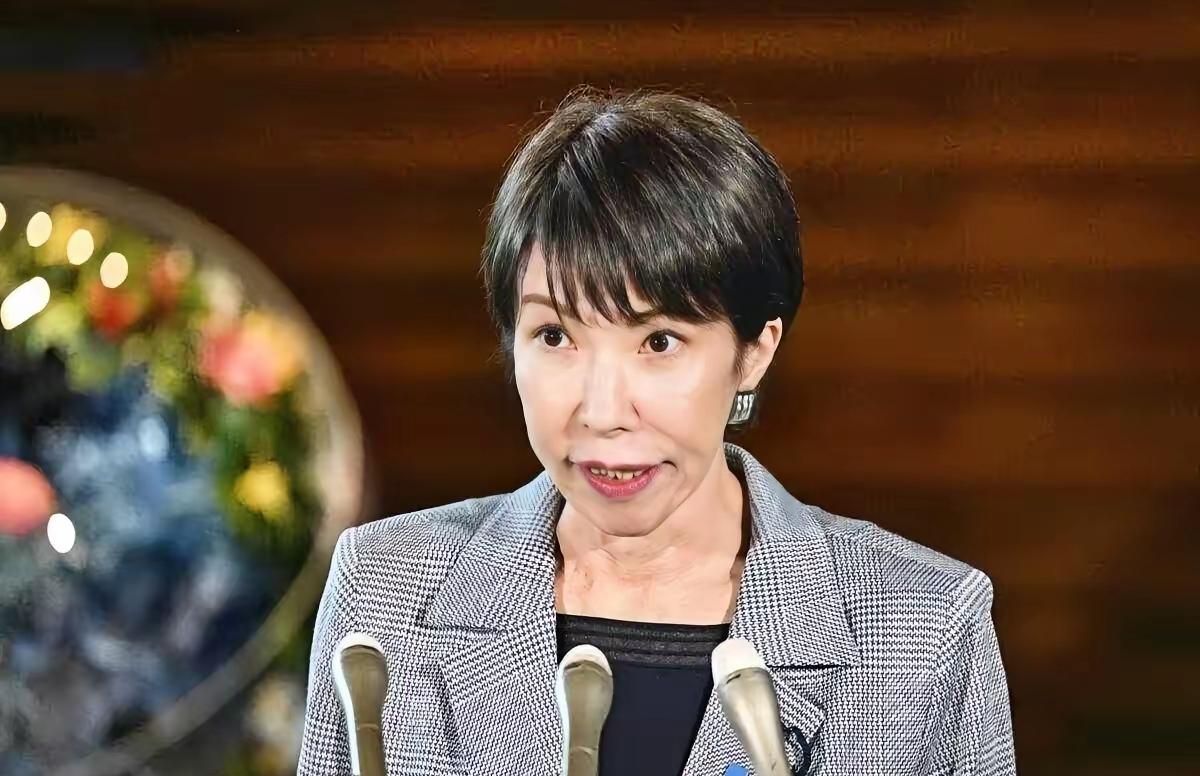 ​人们从高市早苗身上已经看到了安倍晋三的影子，作为日本的右翼集团，军国主义事项非