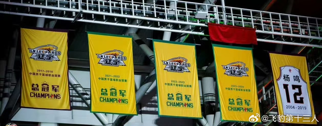 杨鸣 他不在江湖，但是江湖是他创造的。 