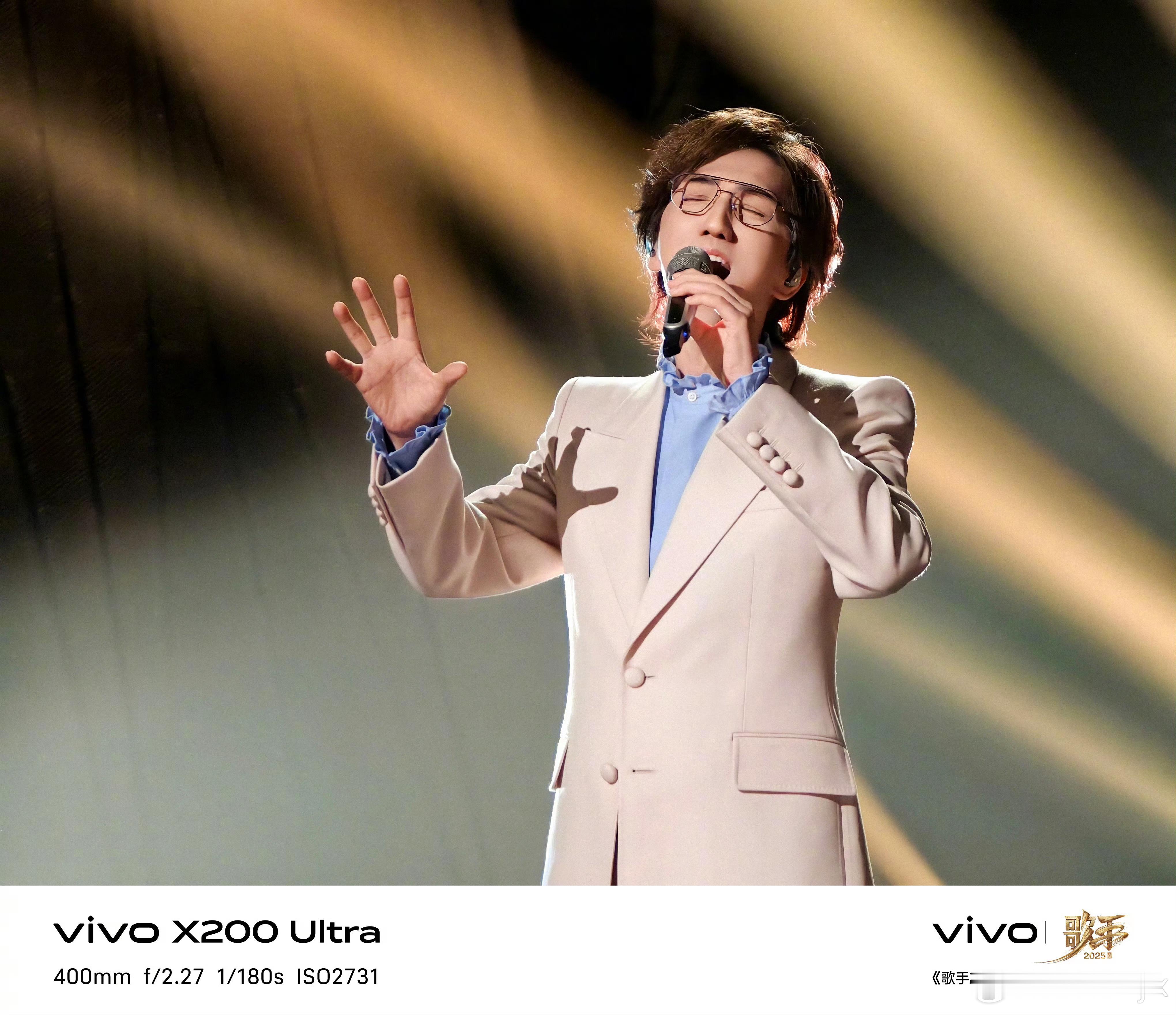 vivo[超话]歌手排名 何必在意歌手排名，享受舞台就是最好的。看到vivo u