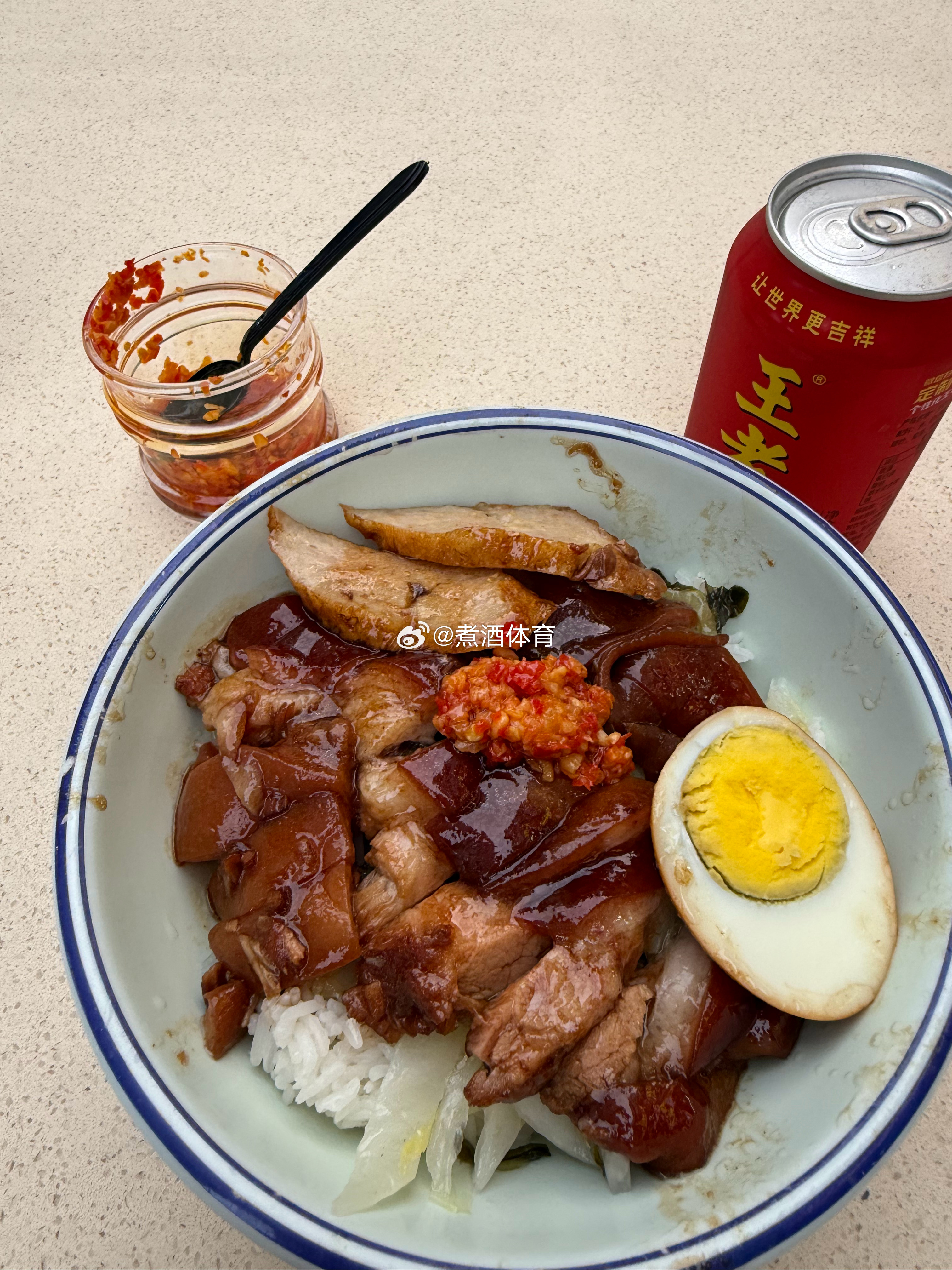 煮酒今日 来广州这家猪脚饭必须得吃嘎嘎香