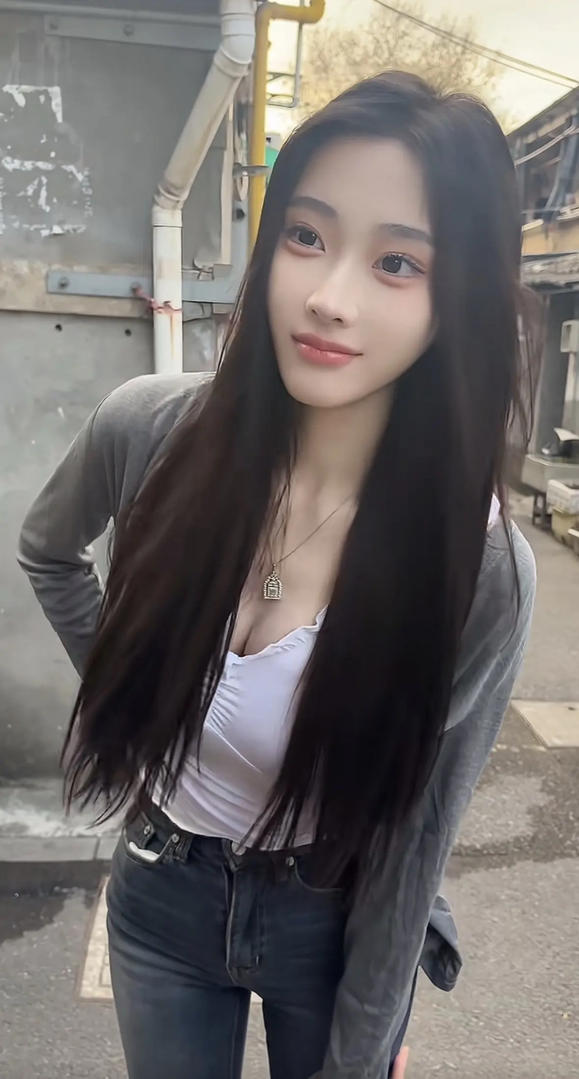 辣妹穿搭 今天的风很温柔 甜妹的尽头是御姐吗 性感辣妹 惊艳