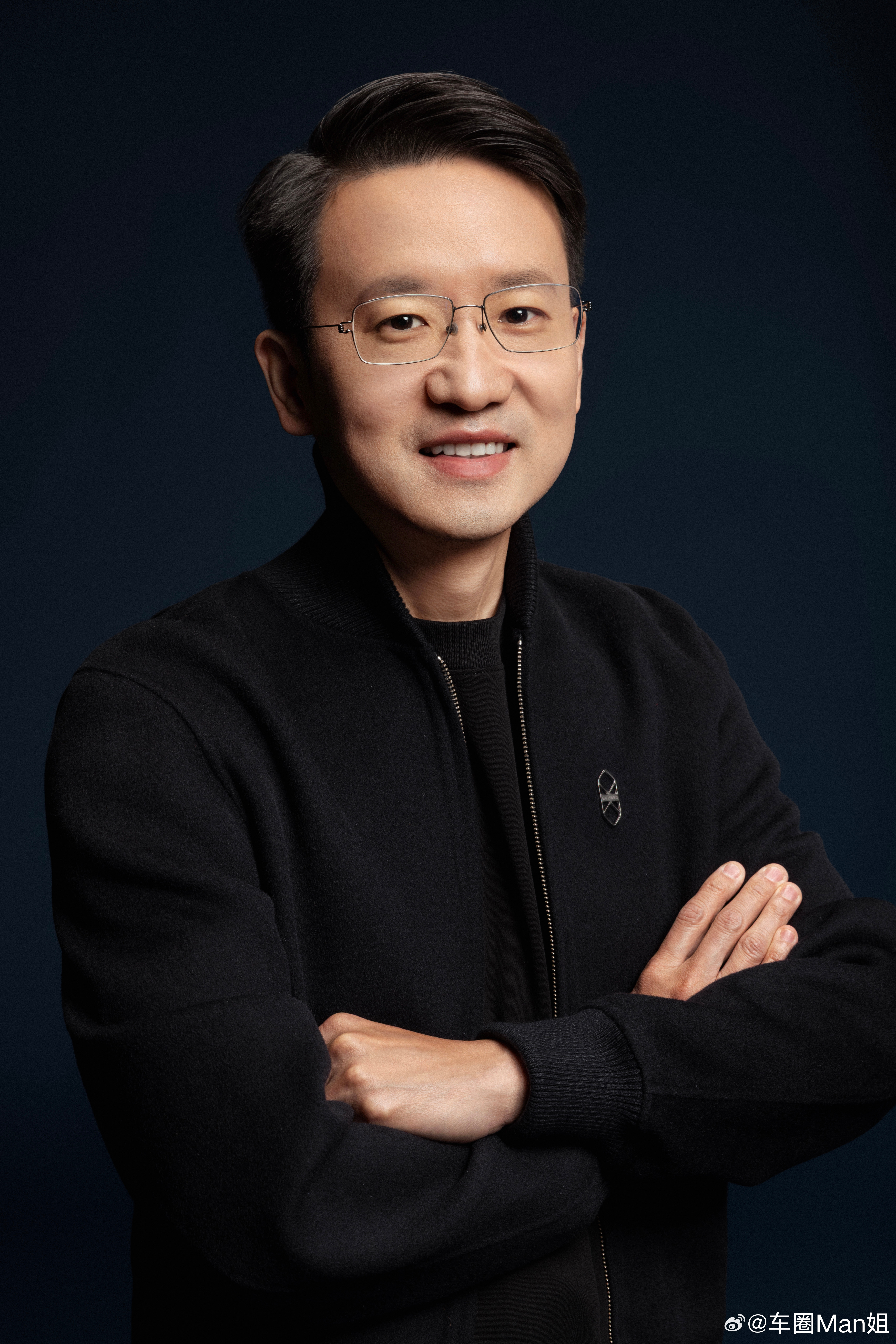 郭锐博士出任智界汽车董事长兼CEO，品牌2.0战略正式落地。兼具华为荣耀高端操盘