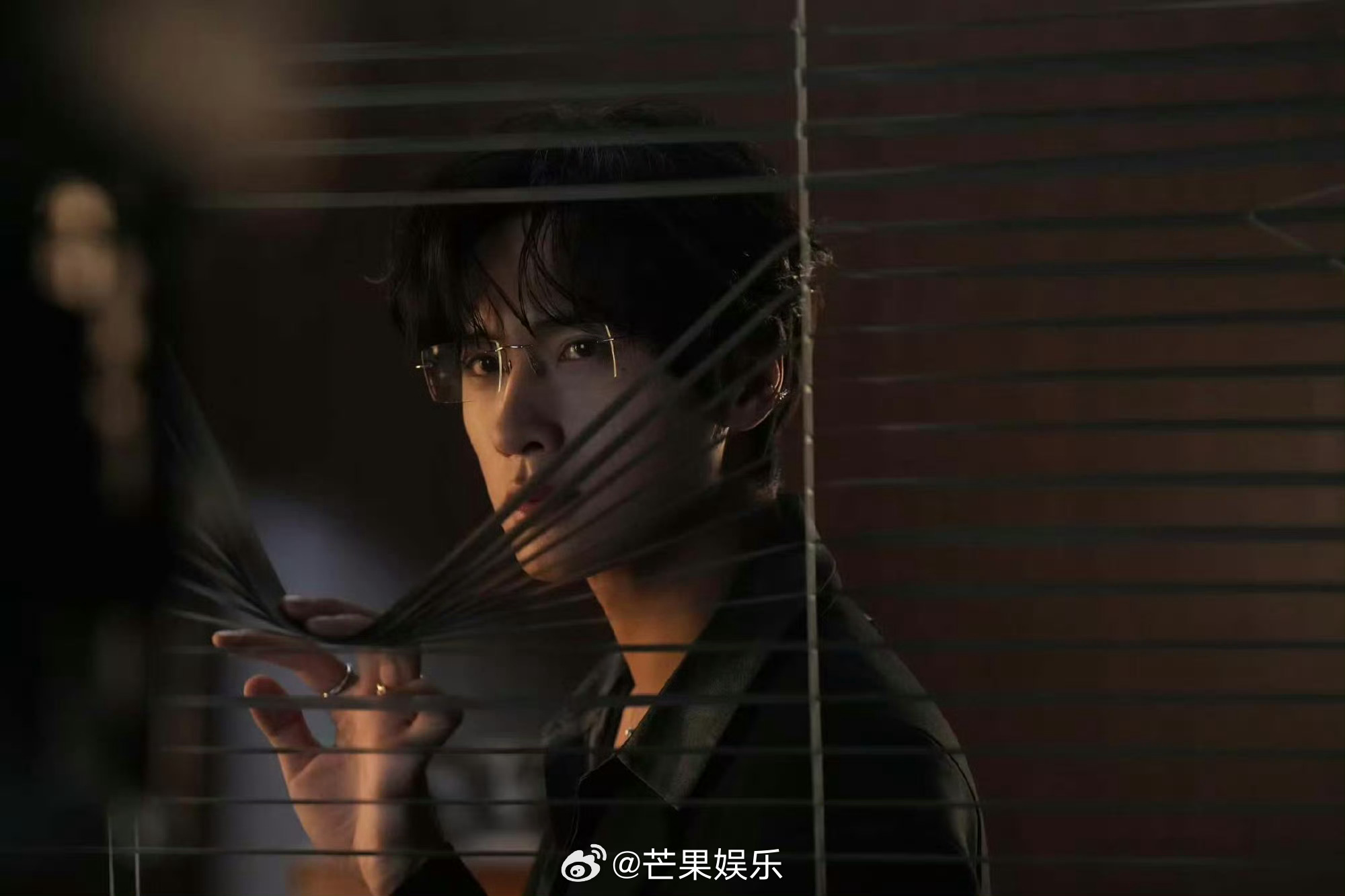 展轩拍摄花絮库存照更新，好帅好帅啊[舔屏][舔屏]​​​