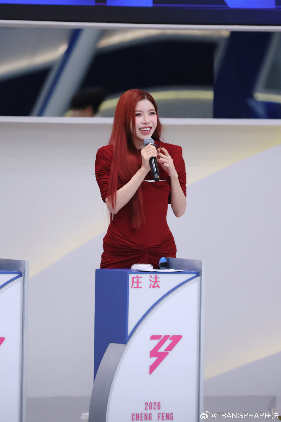 庄法大艺术家烫嘴 庄法——用努力战胜语言壁垒。《大艺术家》这首歌连中文选手都头疼