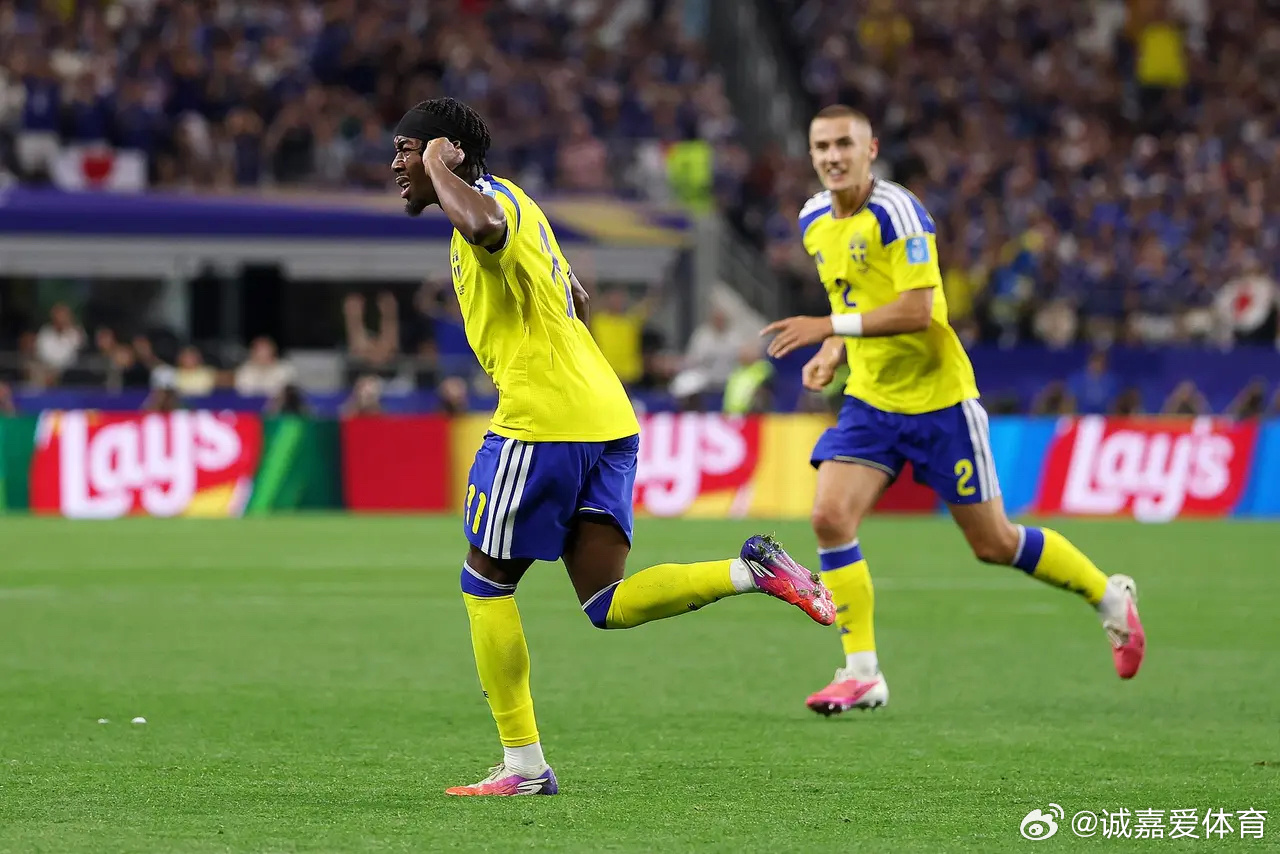 世界杯-日本1-1瑞典携手晋级 日本淘汰赛战巴西美加墨世界杯日本vs巴西 北京时