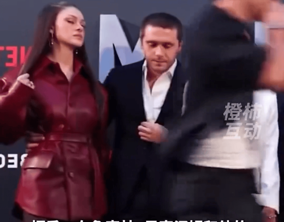 原来国外也有婆媳矛盾啊！
我这也是第一次在豪门中看到
这么光明正大婆媳不合
贝克