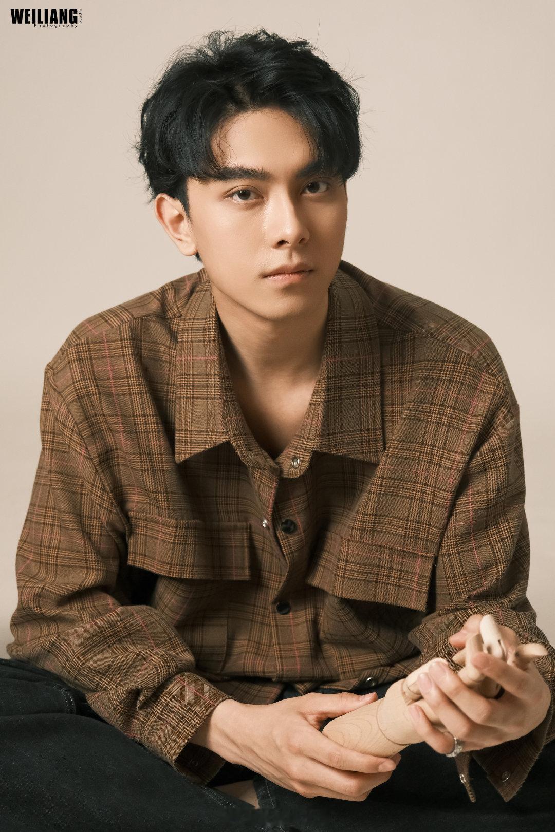 #微凉时光馆客片集# #男生写真# #男士写真# 简约男生画报 ​​​