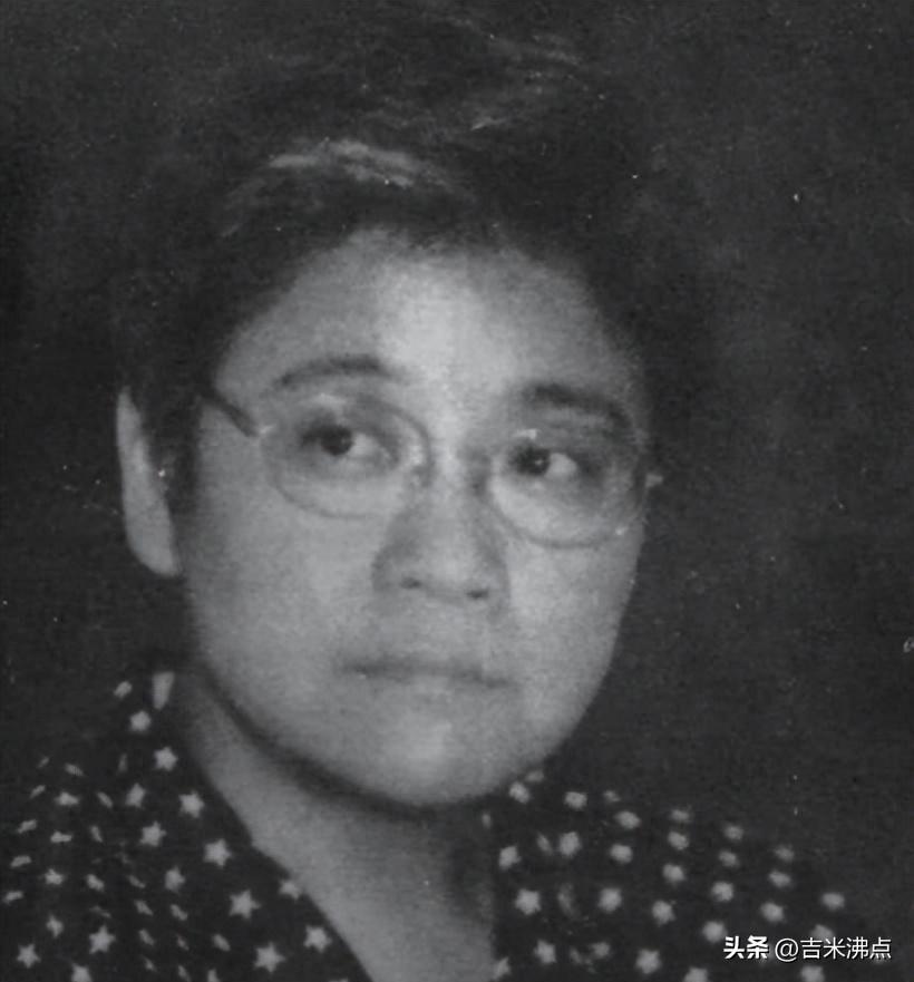 翻译不是干活儿，是站岗；不是说话，是守门；不是技术，是政治。
唐闻生那会儿当翻译