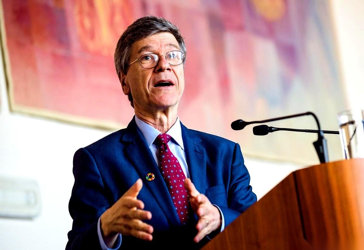 有个事儿，好像很多人都没想明白。
美国是怕我们吗？
不，他怕的，是你明明没按他给