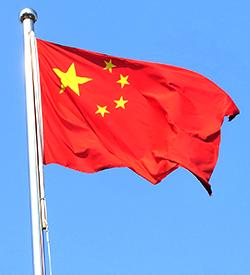 目前中国的最大问题，不是台湾问题，不是与美国的问题，也不是与日本问题，中国如今最