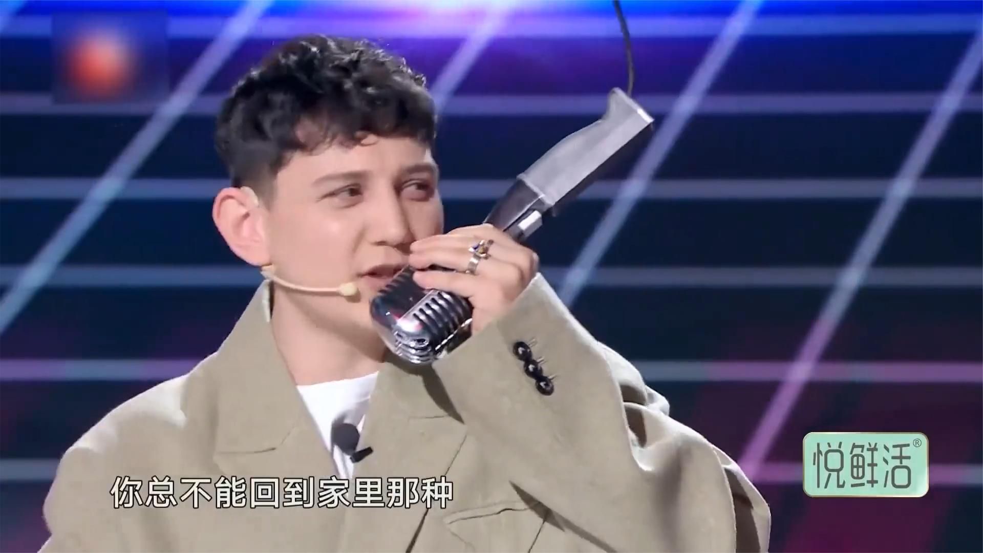 网友分不清艾热和那吾克热，艾热：怪我，怪我还不够有名丨开放