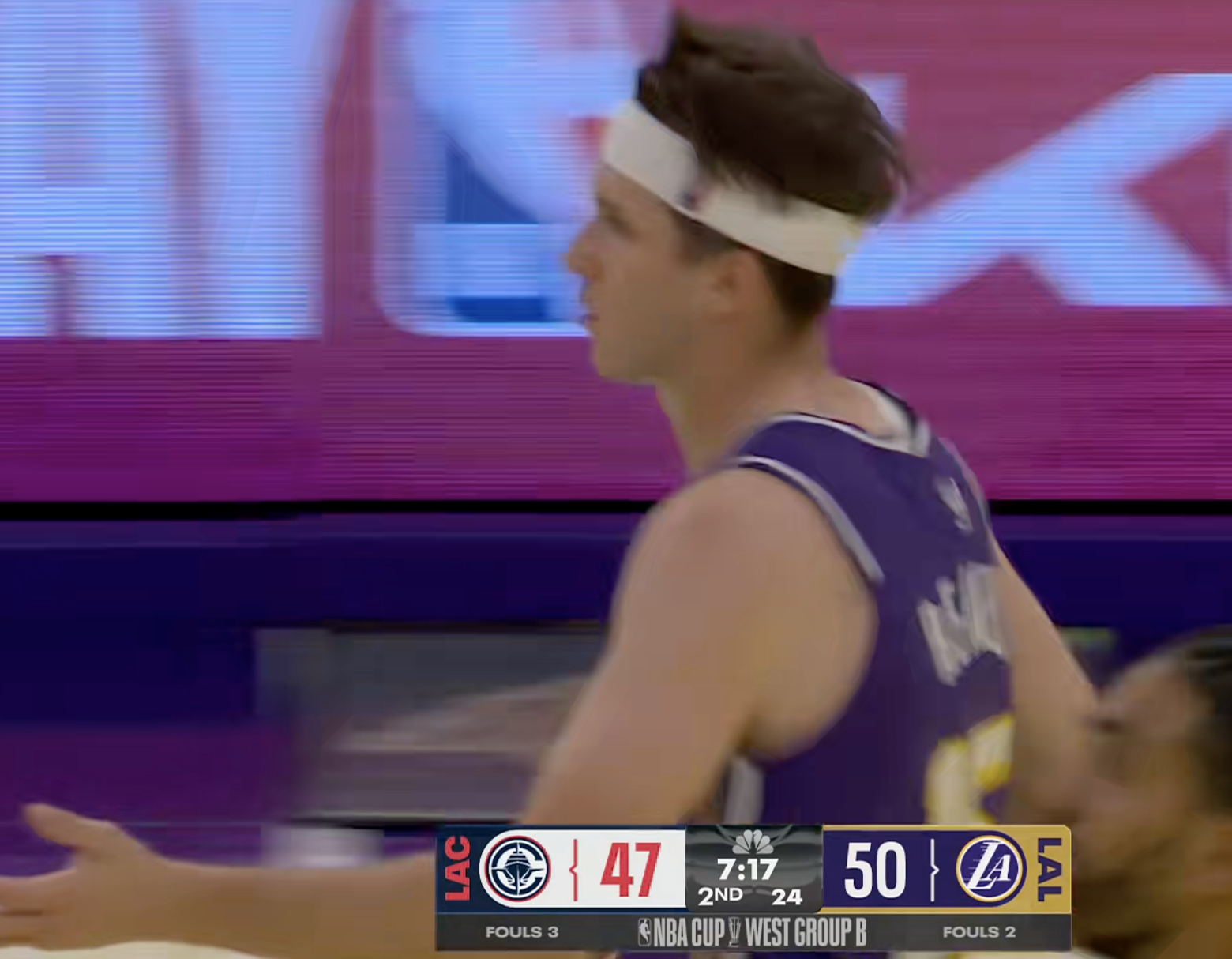 快船暂停！湖人50-47反超3分！快船vs湖人