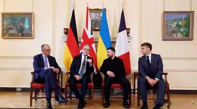 泽连斯基不能怂！12月9日，乌总统泽连斯基首次同意，在美国和欧洲确保安全的情况下