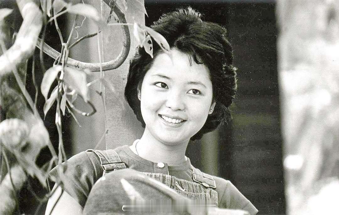 1975年9月，马来西亚。（IG）邓丽君[超话] ​​​