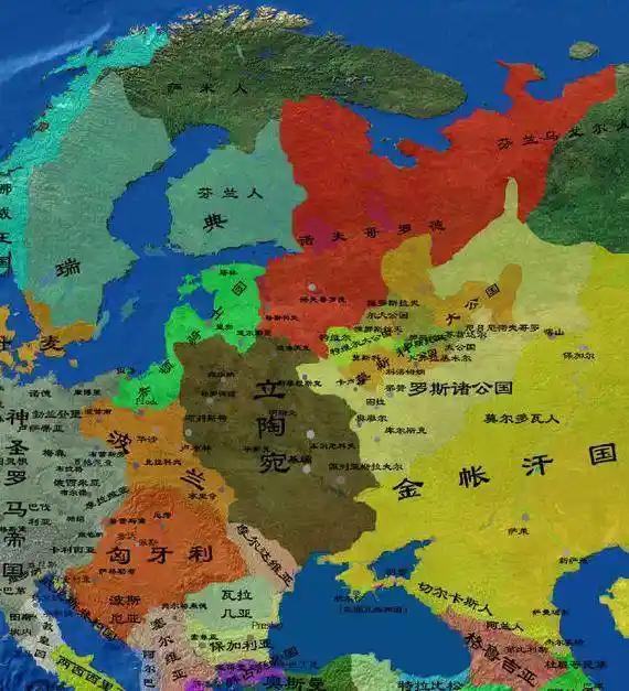 从历史上看，原本莫斯科公国的土面积也不大，后来不断地侵食周边国家，土地面积极度扩