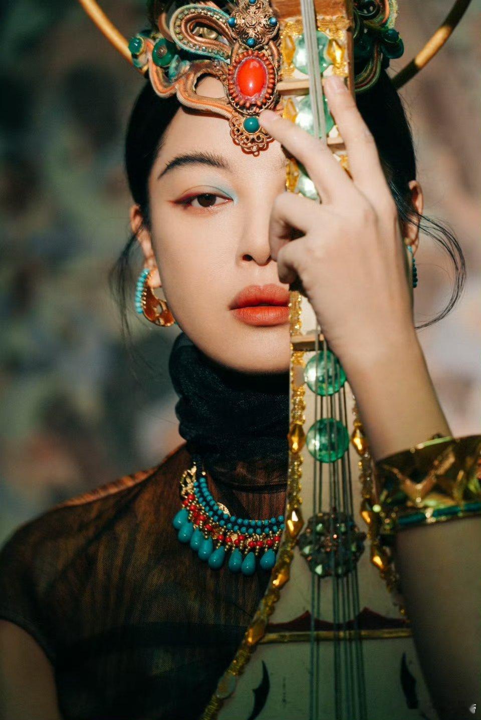 有一说一，辛芷蕾的国民度是什么水平？毕竟也是影后了。 