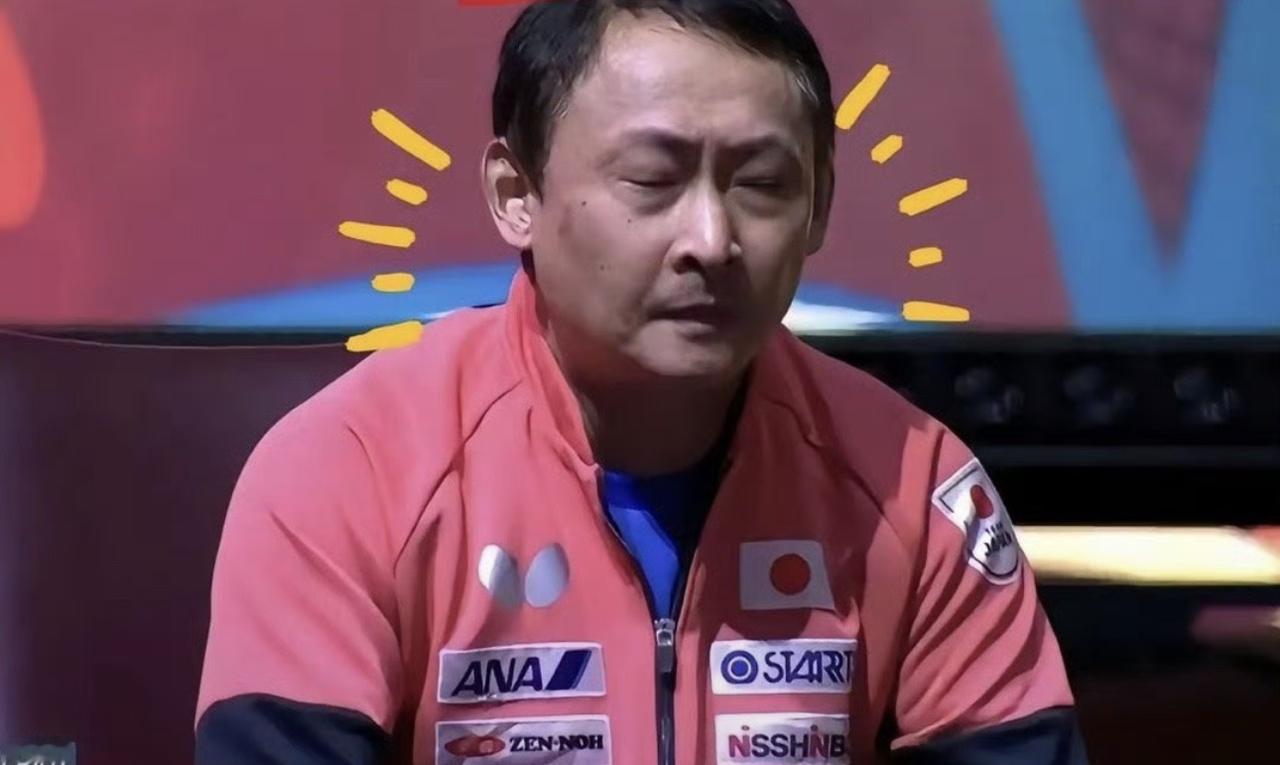 陈幸同赢张本美和：有谁注意到张本宇的表情变化？
16-15，陈幸同再得 1 分，