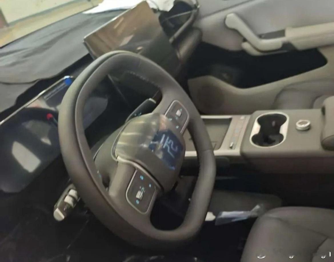 比亚迪元MAX谍照曝光这元也越做越大，快越级到宋了大元等于小宋，大宋等于小唐