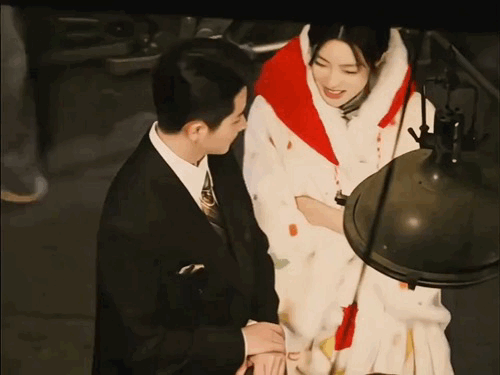 玉簟秋诚不欺我玉簟秋诚不我欺这个玉簟秋一天天的就会勾人啊，好还原强制爱的情节，就