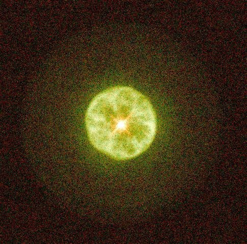 哈勃拍摄的“柠檬片星云”（IC 3568），IC 3568 是一个行星状星云，距