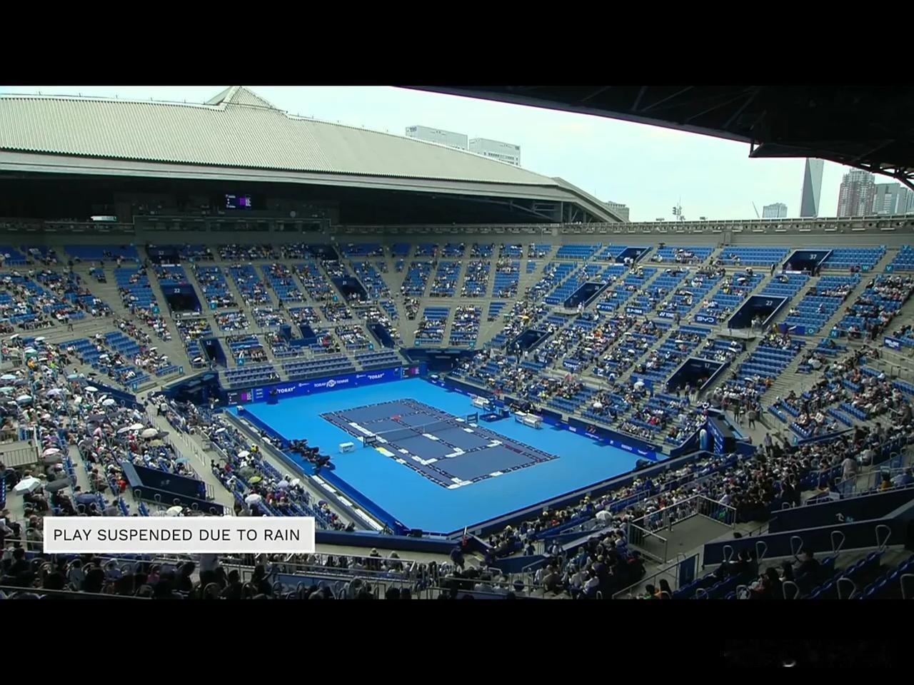 真是活久见，#WTA500# 东京站决赛，比赛开场10分钟，球员刚热身结束，第一