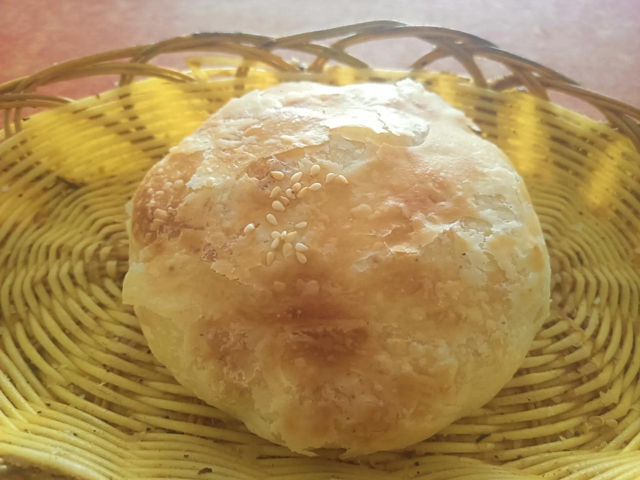这烧饼，真地道！！！

小区西边的早餐店，开了许久了一次没来过，今天来尝一尝。