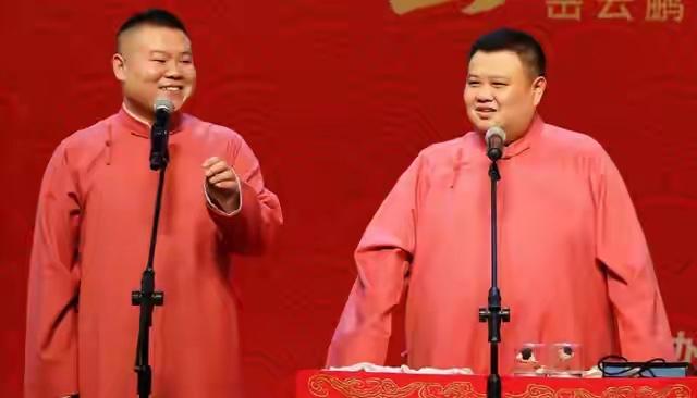 【岳云鹏《对春联》推荐理由】
岳云鹏与孙越搭档的相声《对春联》是德云社经典的传统