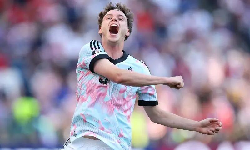 4-1 碾压美国，C 罗六届世界杯悲情谢幕》 c罗称葡萄牙在我之前没有任何冠军