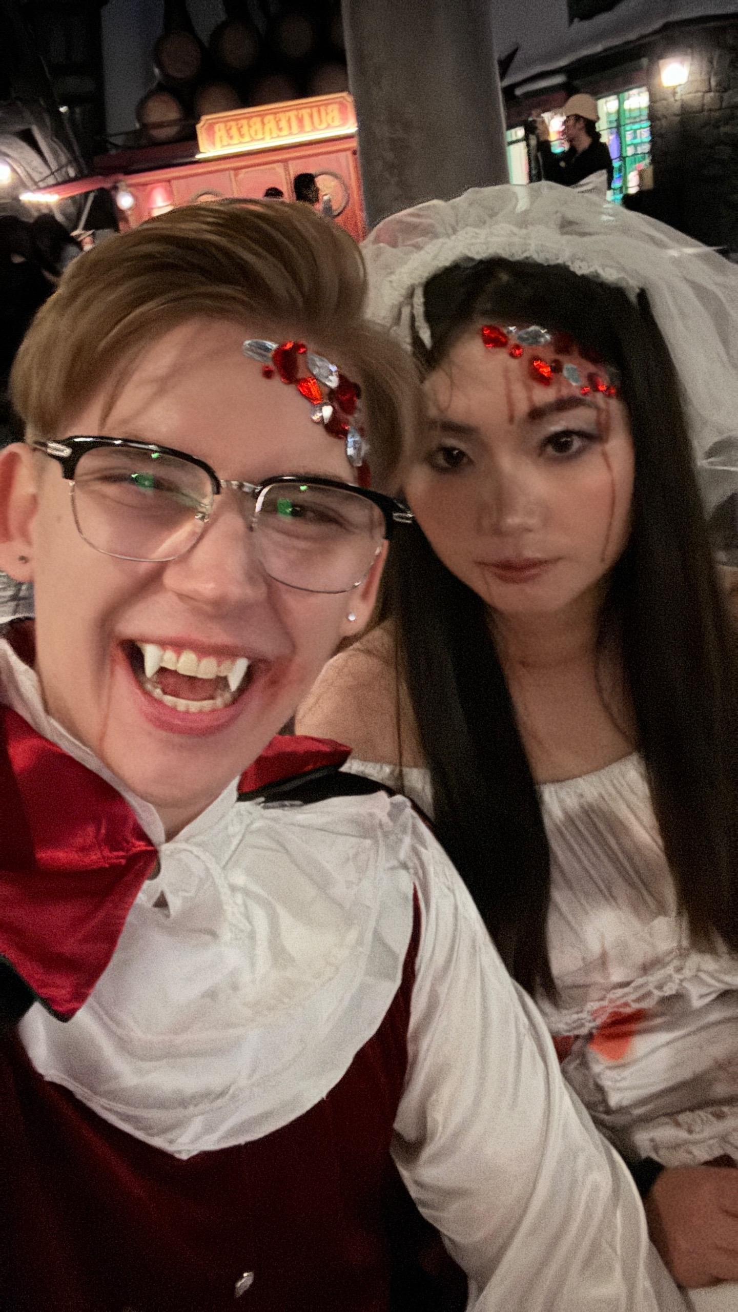 人类世界一日游🎃🧛👰