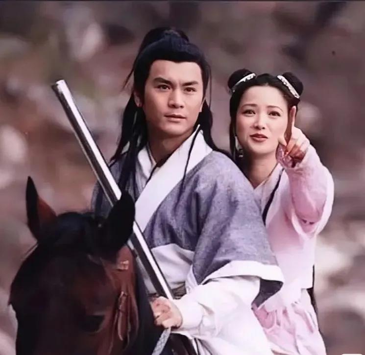 黄文豪在美国发文悼念何晴！谁还记得这对意难平CP？
近日，古典美人何晴去世的消息