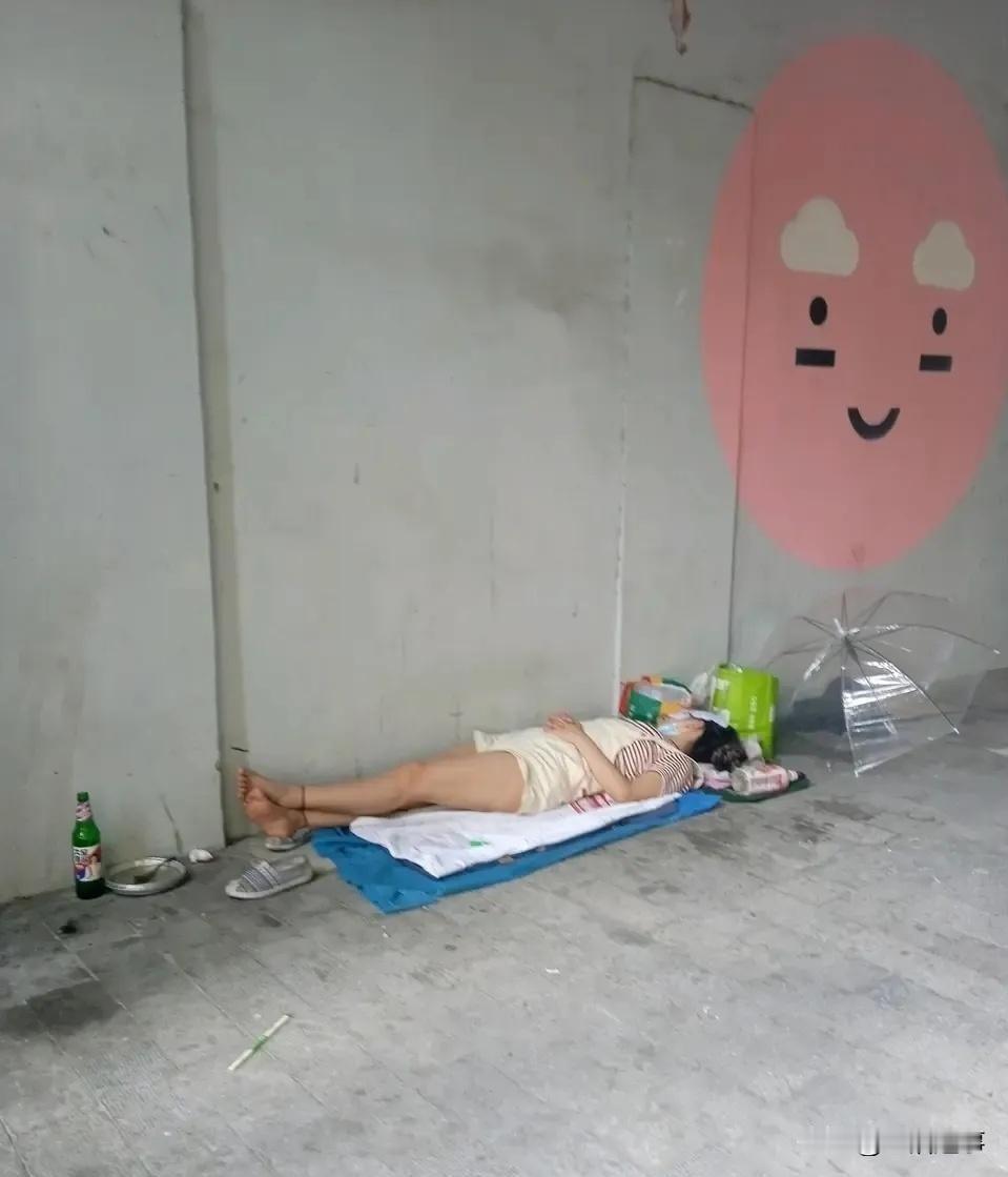 路过看到的，女孩经历了什么