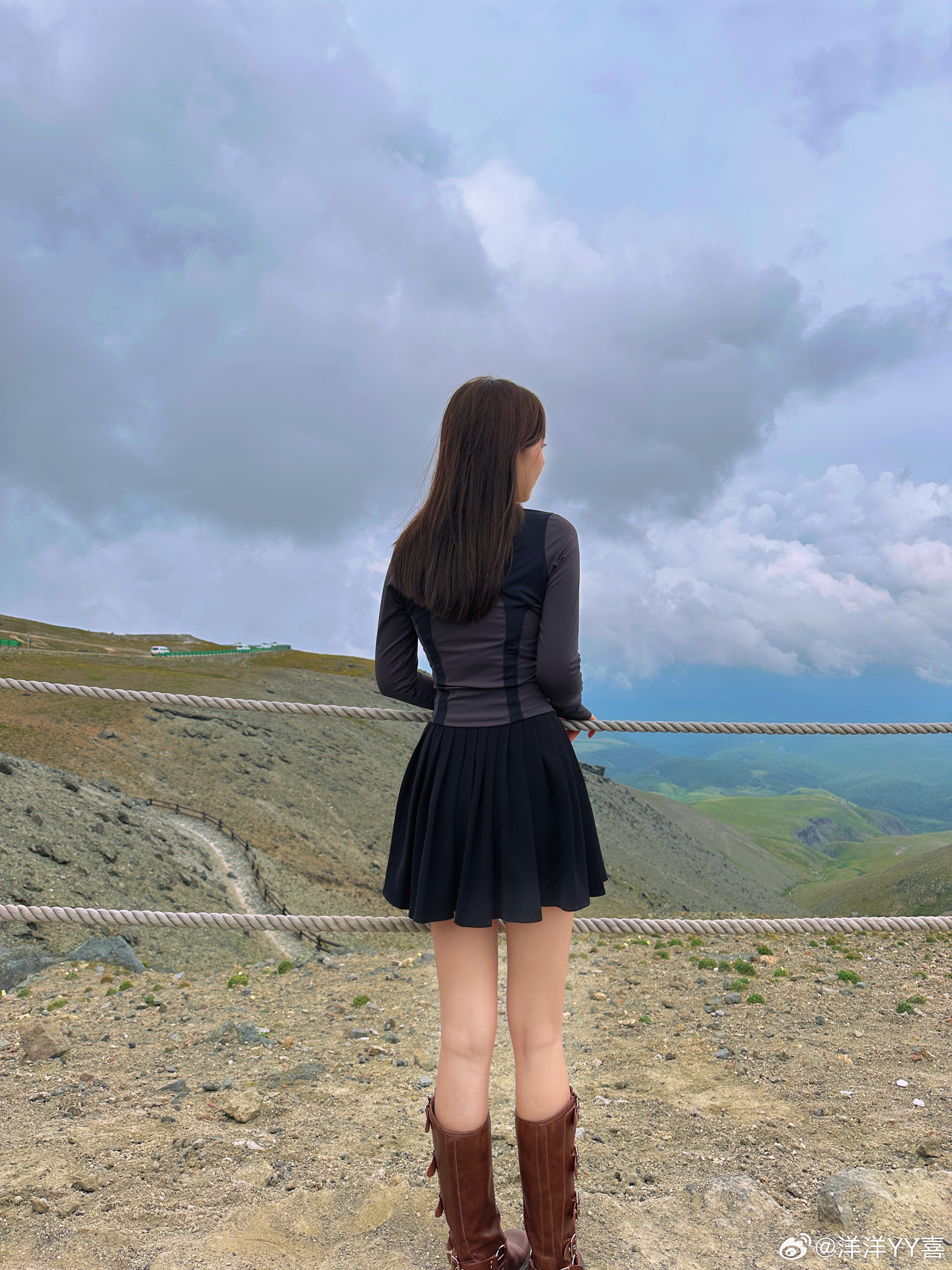 北有长白 与云齐兮 ​​​