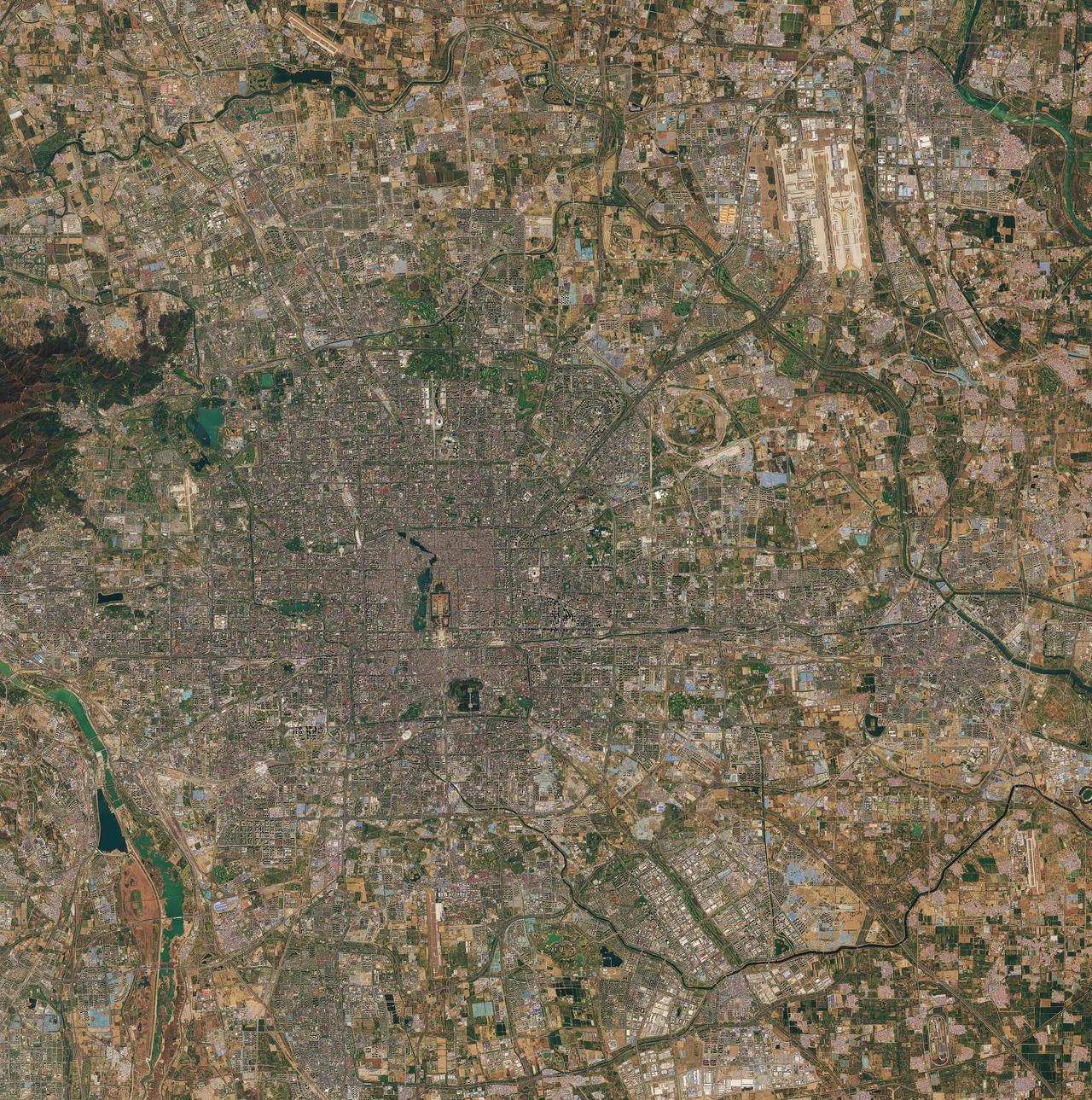 北京市最近卫星图（4.11）