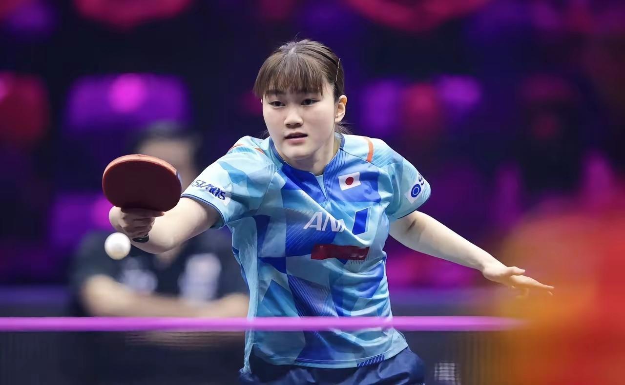 她，预定了太原挑战赛女单冠军。
     日本队两名女运动员大藤沙月与佐藤瞳提前