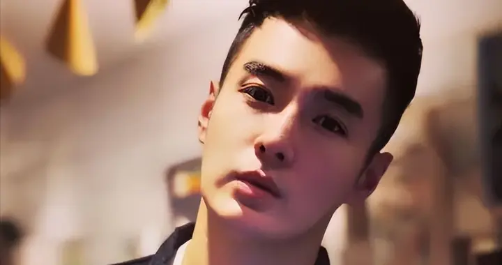 热播剧男星突然被曝“逃税涉黄”？本人宣布暂停演艺工作专心打官司！法院判决来了