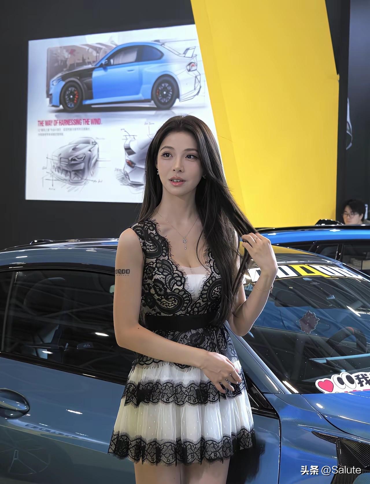 好喜欢这种蕾丝裙