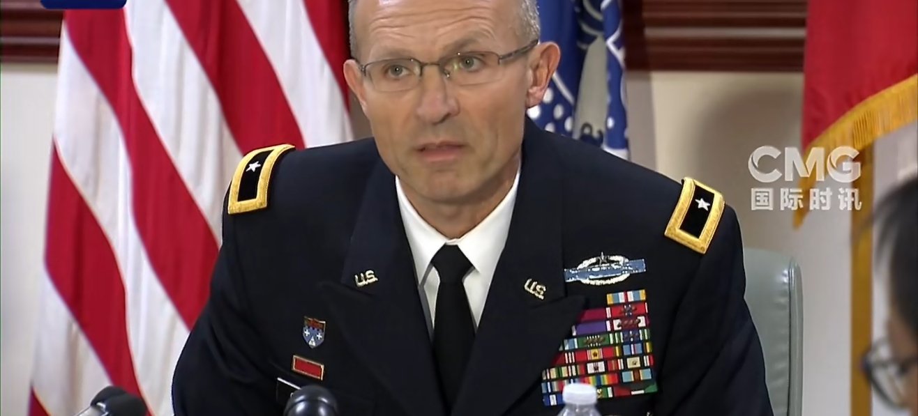 美国防部称陆军参谋长立即退休！4月2日，美国防长赫格塞思要求陆军参谋长兰迪·乔治