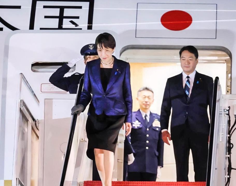 没有仪式，日本很失望，

当地时间 3 月 18 日晚间，日本首相高市早苗一路风