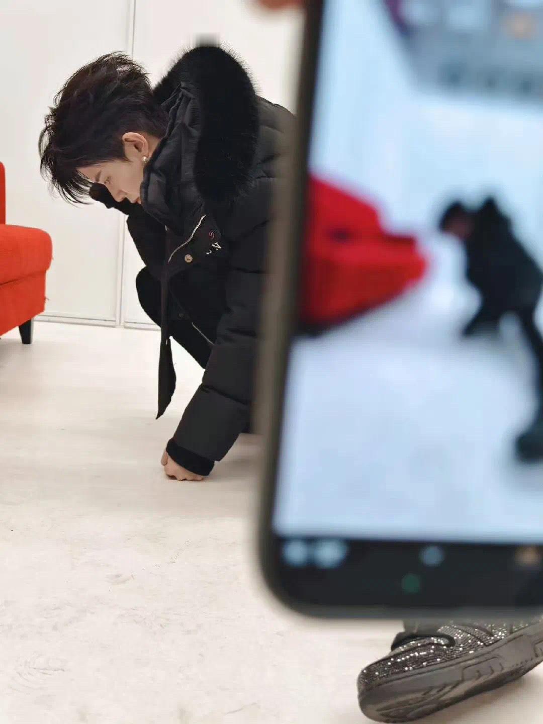 任嘉伦[超话]  6         ᕱ ᕱ     ᕱ ᕱ 🪁じ☆ve ▪任