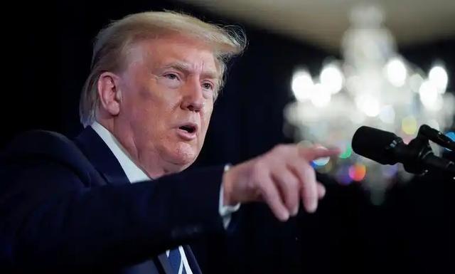 美财长：中国买不到伊朗油。同一天，70艘油轮装满美国油高价出口！4月14日，美国