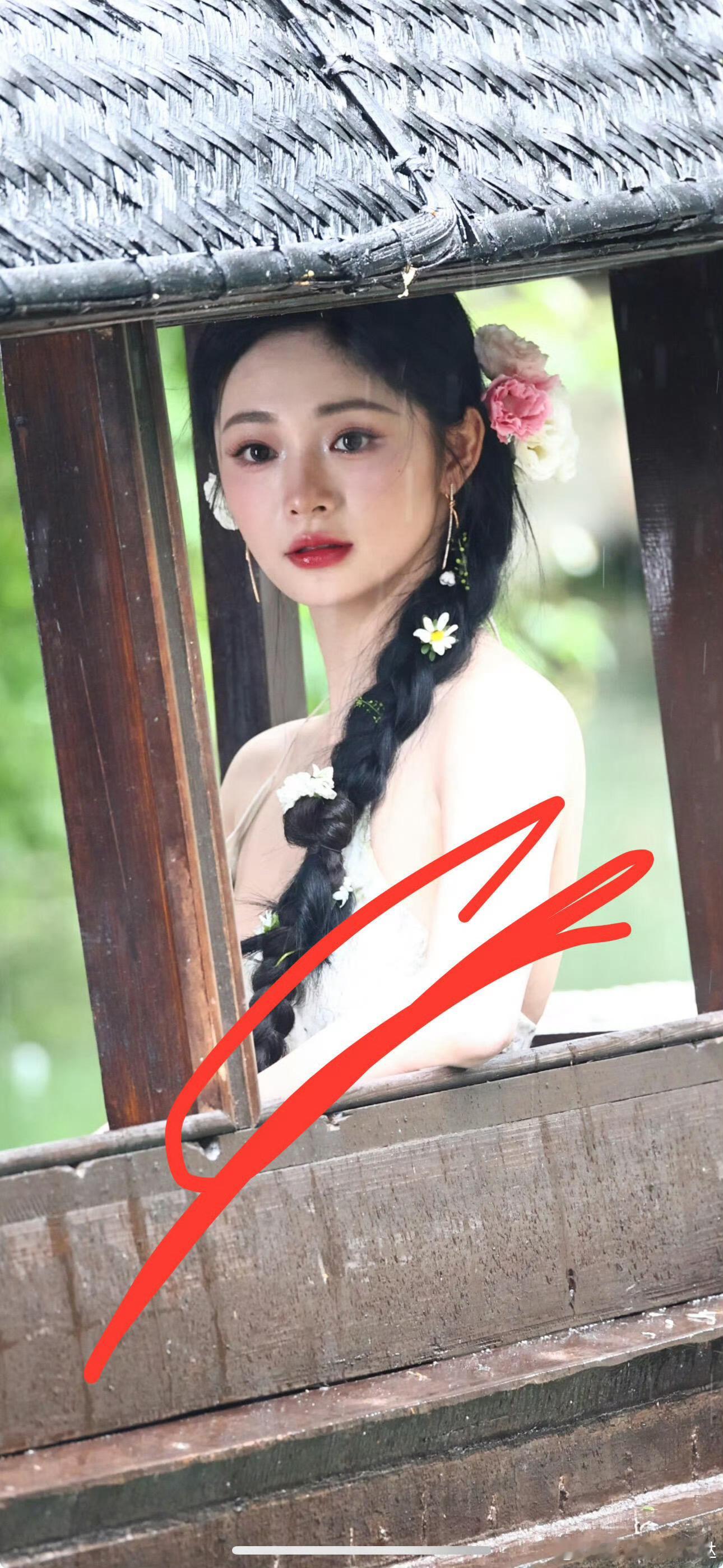 周洁琼江南美人具像化了周洁琼江南美人具像化了 偶然刷到周洁琼江南风路透，簪花编发
