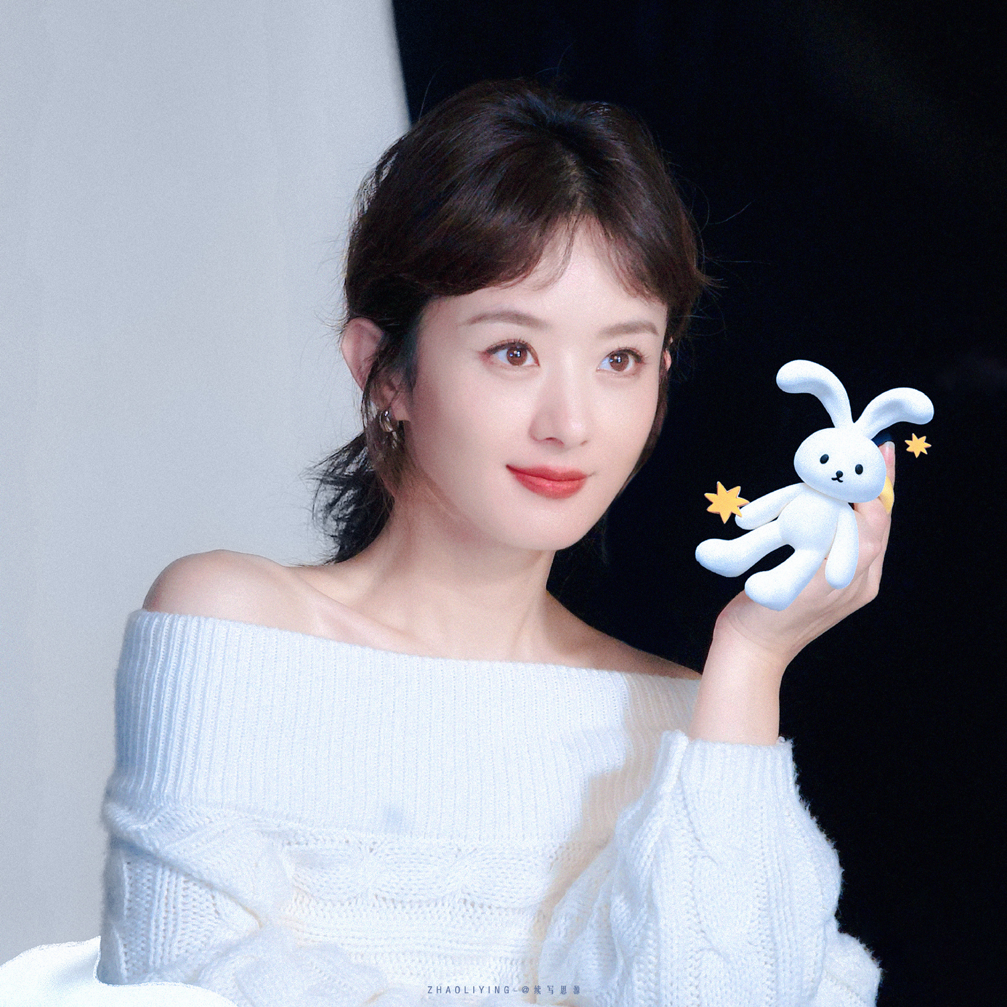 赵丽颖电影澎湖海战 zly赵丽颖黄和娘“北纬的思念被季风吹远，相信只是时间问题，