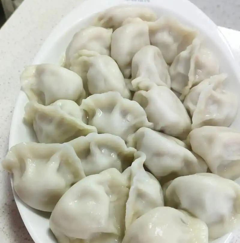 “吃相太难看了！”北京，一男子把手工水饺店挂在平台，可他惊讶的发现，他原价18元